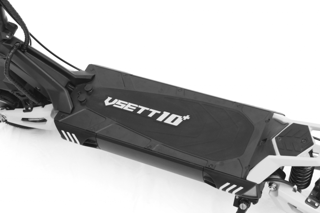 VSETT 10+ LifeRacer edition is now ROAD APPROVED for Switzerland 2x250W motor. Battery capacity 60V 25.6Ah. Range, 110km. Brakes: dual hydraulic disc brakes + EABS.