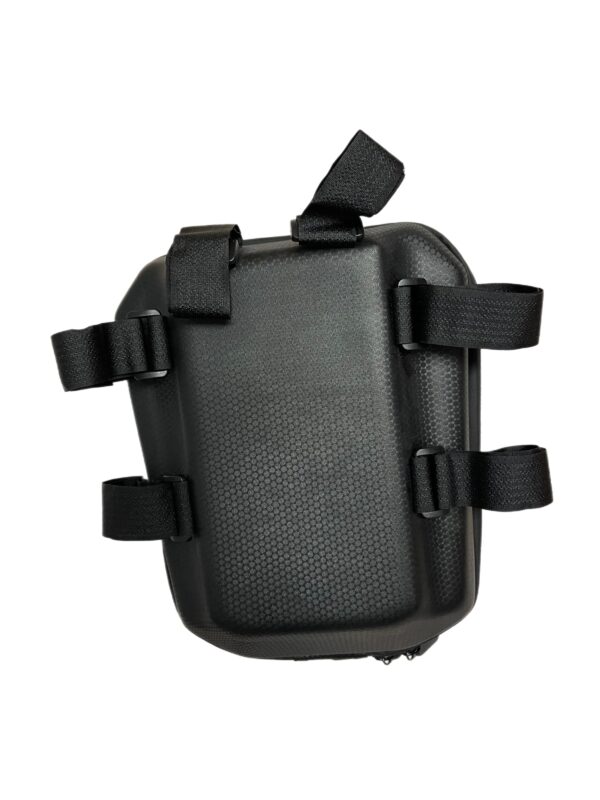 VSETT 11+ Electric scooter waterproof handlebar bag. Take the essentials with you with your NEW VSETT handlebar bag. Adjustable straps with closure straps fit different electric scooters.